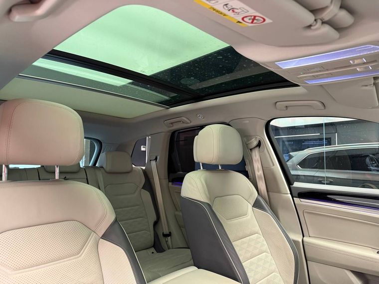 Volkswagen Touareg 2018 года, 101 307 км - вид 29