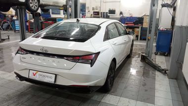 Hyundai Elantra 2023 года, 6 883 км - вид 3