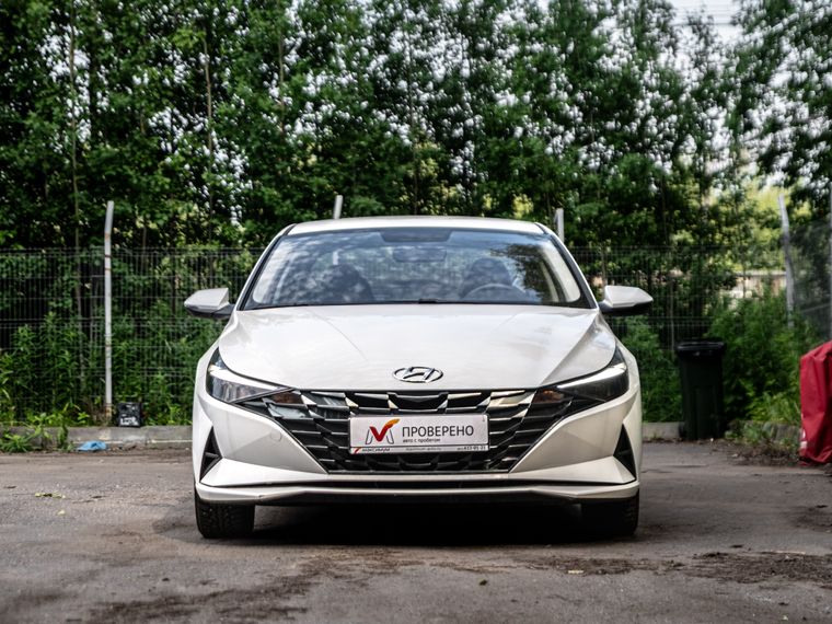 Hyundai Elantra 2023 года, 6 883 км - вид 3