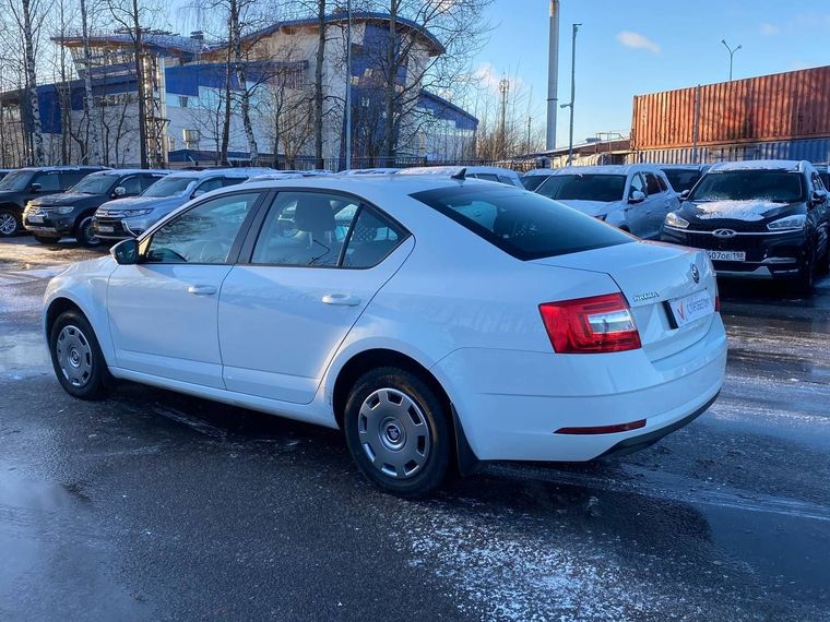 Skoda Octavia 2019 года, 139 035 км - вид 7