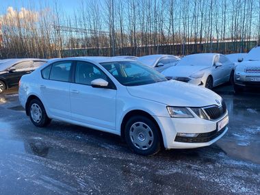 Skoda Octavia 2019 года, 139 035 км - вид 4