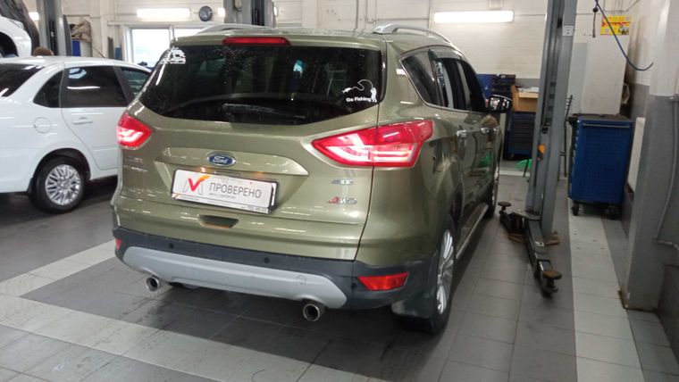Ford Kuga 2013 года, 124 091 км - вид 3