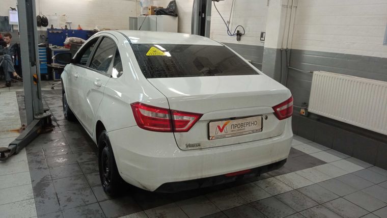 ВАЗ (LADA) Vesta 2015 года, 145 728 км - вид 4