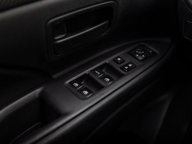 Mitsubishi Outlander 2017 года, 182 695 км - вид 12