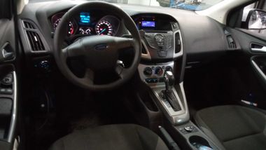 Ford Focus 2012 года, 86 350 км - вид 5