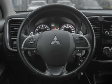 Mitsubishi Outlander 2014 года, 215 000 км - вид 7