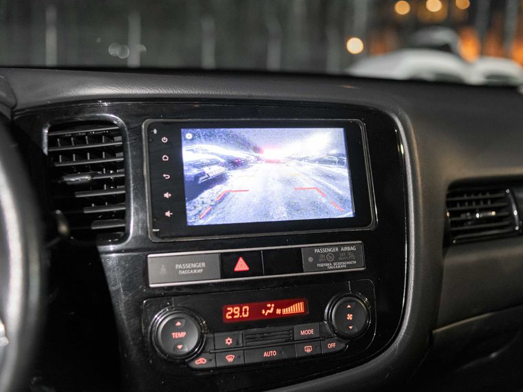 Mitsubishi Outlander 2019 года, 138 325 км - вид 6