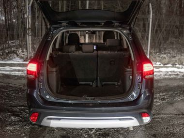 Mitsubishi Outlander 2019 года, 138 325 км - вид 11