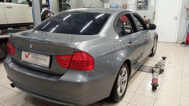 BMW 3 серия 2011 года, 223 611 км - вид 3