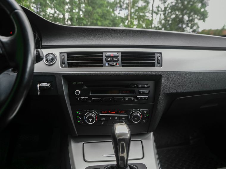 BMW 3 серия 2011 года, 223 611 км - вид 7