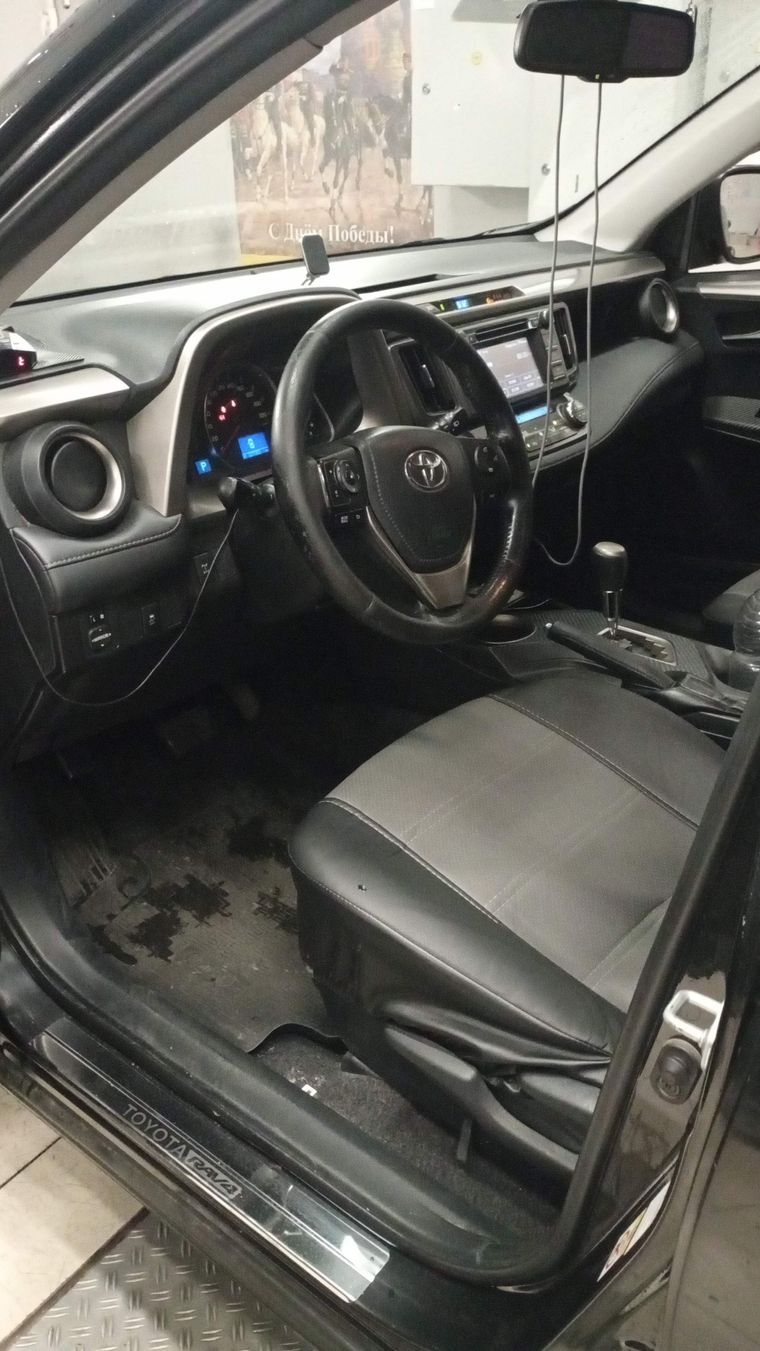 Toyota RAV4 2013 года, 337 350 км - вид 5