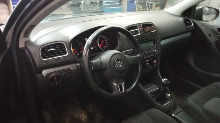 Volkswagen Golf 2011 года, 187 811 км - вид 5