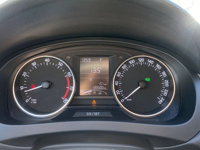 Skoda Rapid 2016 года, 139 367 км - вид 8