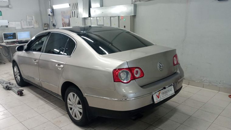 Volkswagen Passat 2005 года, 530 087 км - вид 4