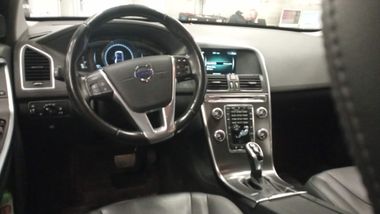 Volvo XC60 2015 года, 147 158 км - вид 6