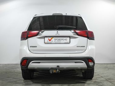 Mitsubishi Outlander 2019 года, 200 533 км - вид 6