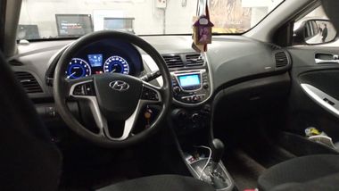Hyundai Solaris 2012 года, 120 056 км - вид 4