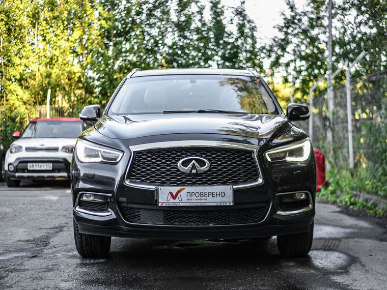 Infiniti QX60 2019 года, 135 360 км - вид 3