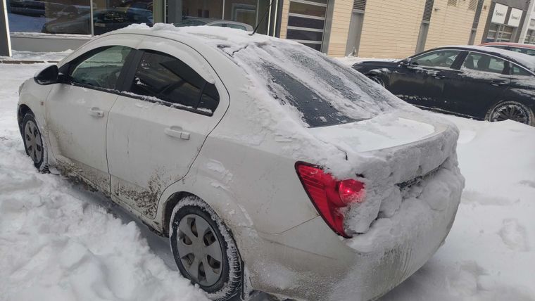 Chevrolet Aveo 2014 года, 210 000 км - вид 4