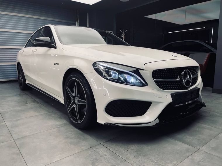 Mercedes-Benz C-класс AMG 2015 года, 142 266 км - вид 4