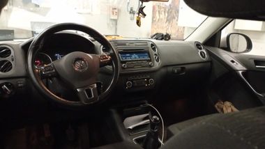 Volkswagen Tiguan 2012 года, 262 388 км - вид 3