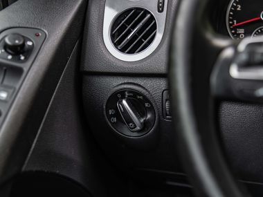 Volkswagen Tiguan 2012 года, 262 388 км - вид 11
