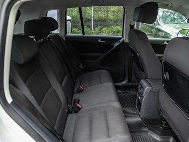 Volkswagen Tiguan 2012 года, 262 388 км - вид 12