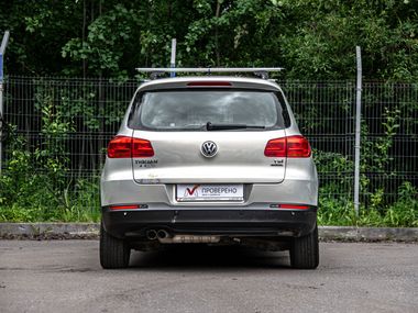 Volkswagen Tiguan 2012 года, 262 388 км - вид 4