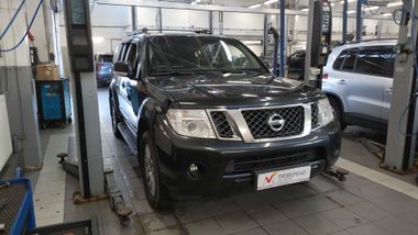 Nissan Pathfinder 2013 года, 230 150 км - вид 3