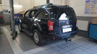 Nissan Pathfinder 2013 года, 230 150 км - вид 4