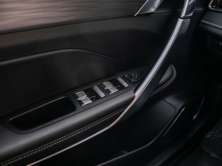 Белый Geely Atlas Pro 2022 года | VIN 907787