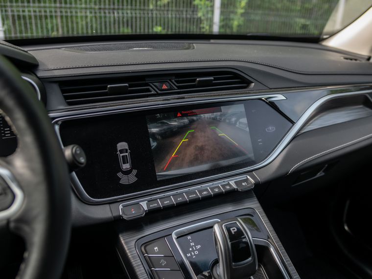 Белый Geely Atlas Pro 2022 года | VIN 907787