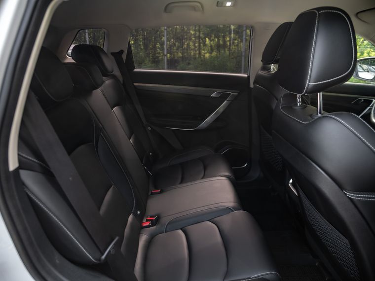 Белый Geely Atlas Pro 2022 года | VIN 907787