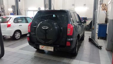 Chery Tiggo 3 2017 года, 124 000 км - вид 3