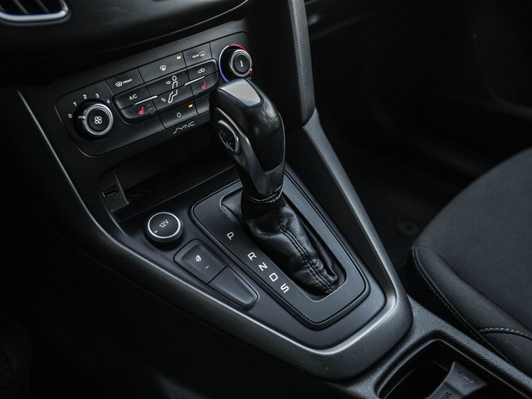 Ford Focus 2018 года, 111 089 км - вид 9