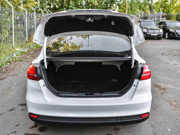 Ford Focus 2018 года, 111 089 км - вид 13