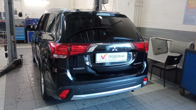 Mitsubishi Outlander 2017 года, 118 276 км - вид 4