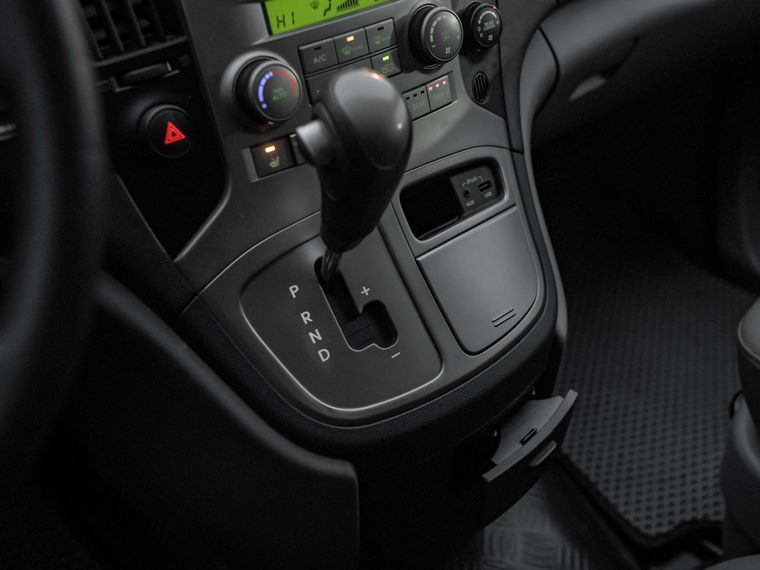 Hyundai Grand Starex 2011 года, 128 063 км - вид 8