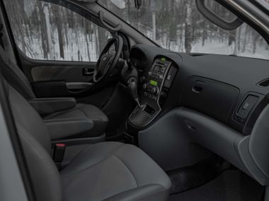 Hyundai Grand Starex 2011 года, 128 063 км - вид 11