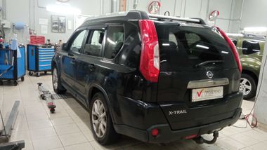 Nissan X-Trail 2012 года, 262 547 км - вид 4
