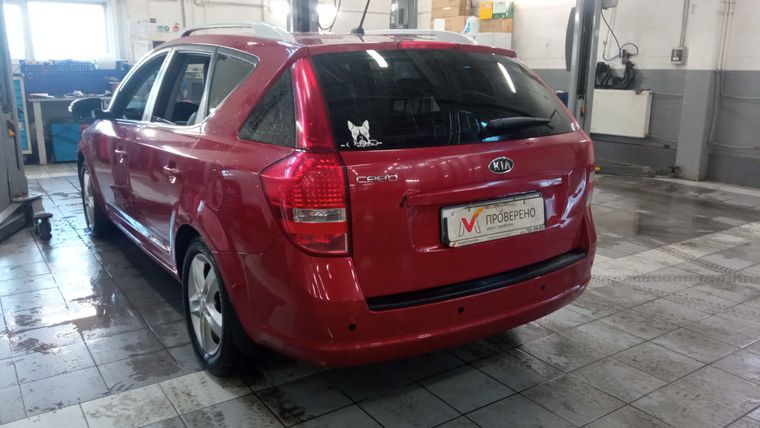 Kia Ceed 2011 года, 218 000 км - вид 4