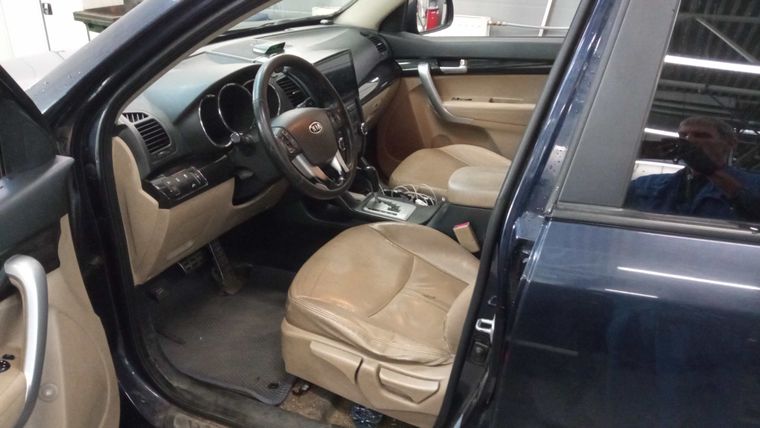 KIA Sorento 2009 года, 248 681 км - вид 5