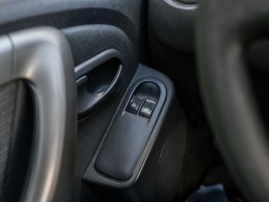 Renault Duster 2014 года, 212 000 км - вид 9