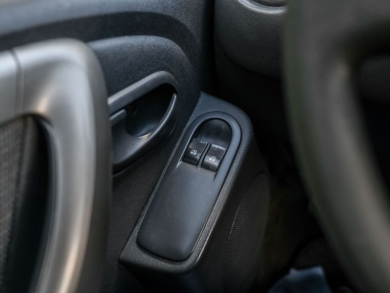 Renault Duster 2014 года, 212 000 км - вид 9