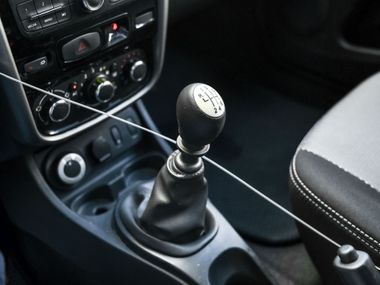 Renault Duster 2014 года, 212 000 км - вид 8