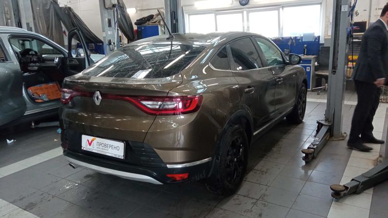 Renault Arkana 2019 года, 97 192 км - вид 3