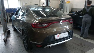 Renault Arkana 2019 года, 97 192 км - вид 4