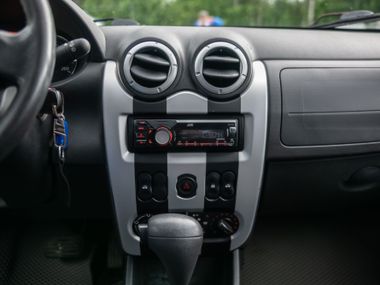 Renault Sandero 2013 года, 259 164 км - вид 7