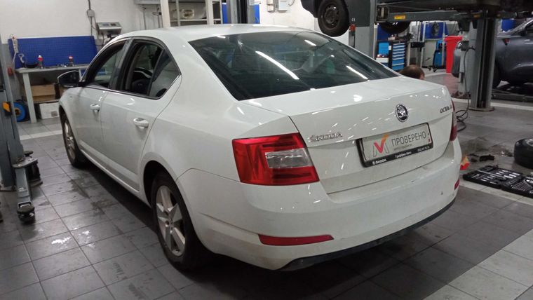 Skoda Octavia 2016 года, 112 999 км - вид 4