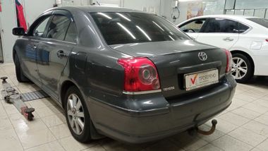 Toyota Avensis 2008 года, 136 872 км - вид 3
